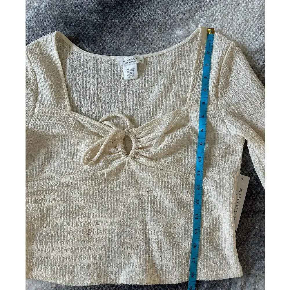 Kirious Los Angeles Cream Cropped Crinkle Long Sleeve Babydoll Peasant Top Large